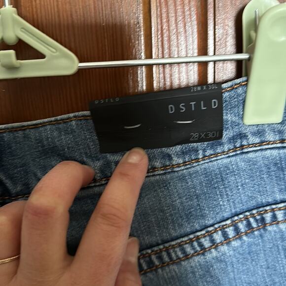 DSTLD | High Waisted Ripped Mom Jeans, Medium Vintage Size 28x30 NWT - Picture 7 of 13